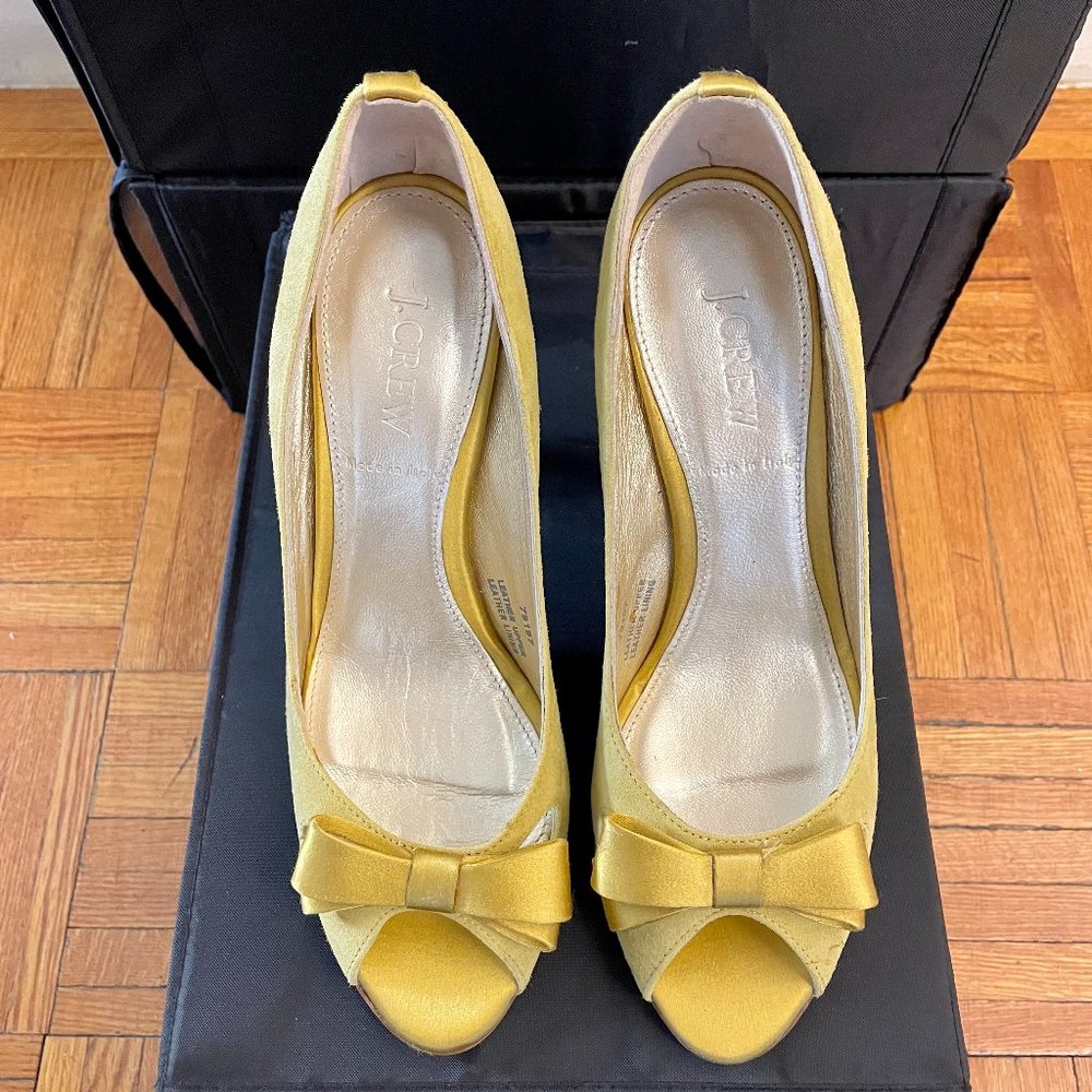J. Crew Suede Leather Peep-Toe Light Yellow Green Heels- Size 8